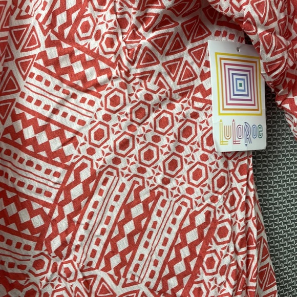 Lularoe shirley - Picture 2 of 3